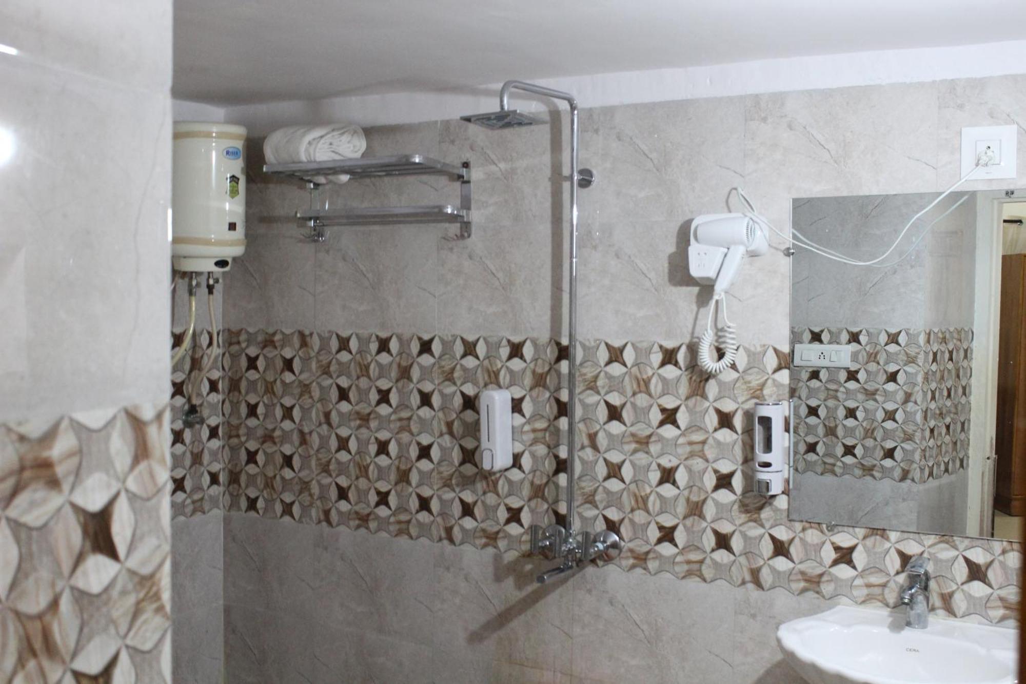 Hotel Vijayvargiya Dhani بيكانير الغرفة الصورة
